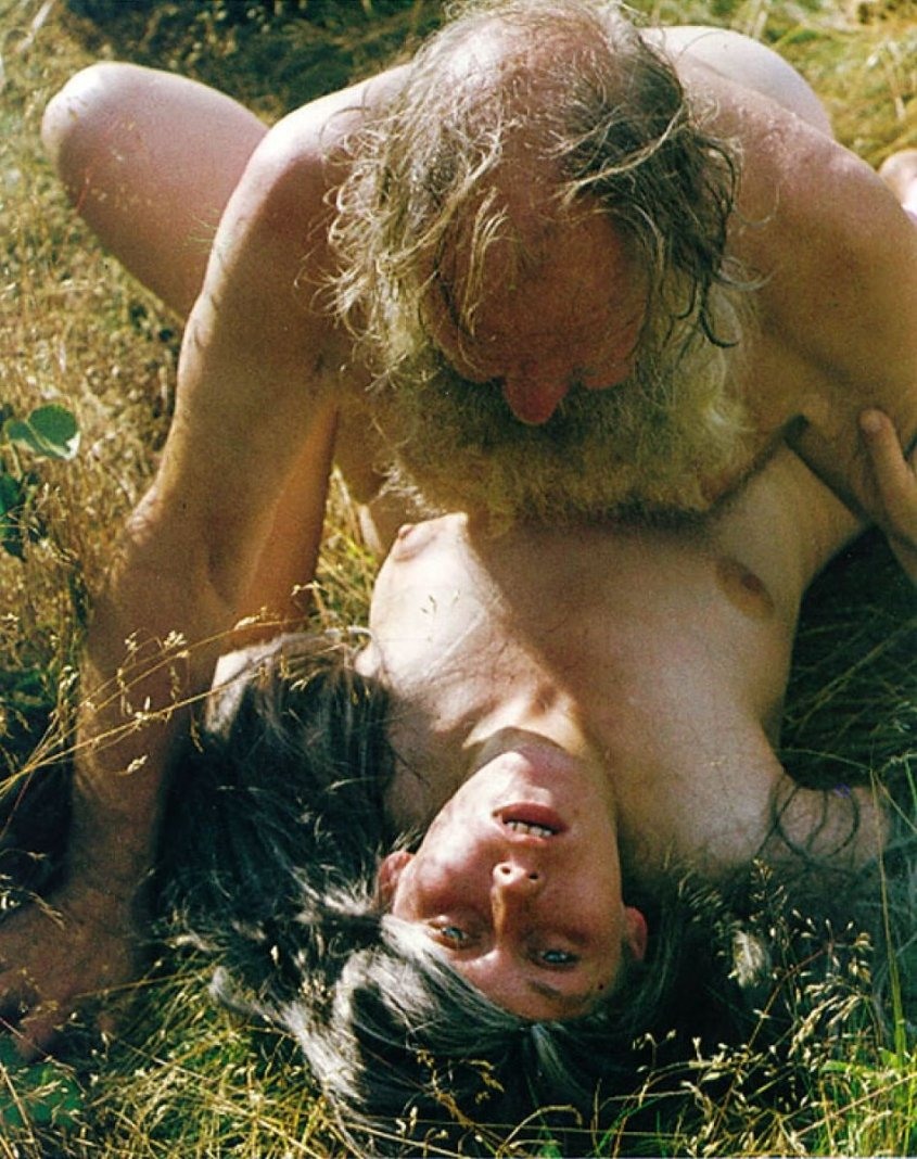 Порнография с бомжами насилие