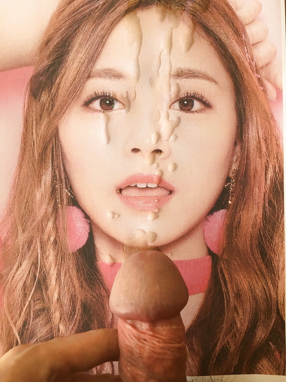 Tzuyu эротическая фотосессия