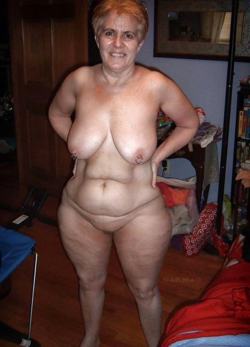 Голые женщины в возрасте крупно