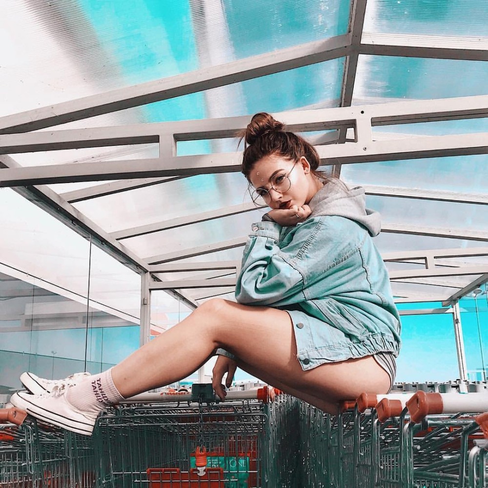 Анна Покровская слив