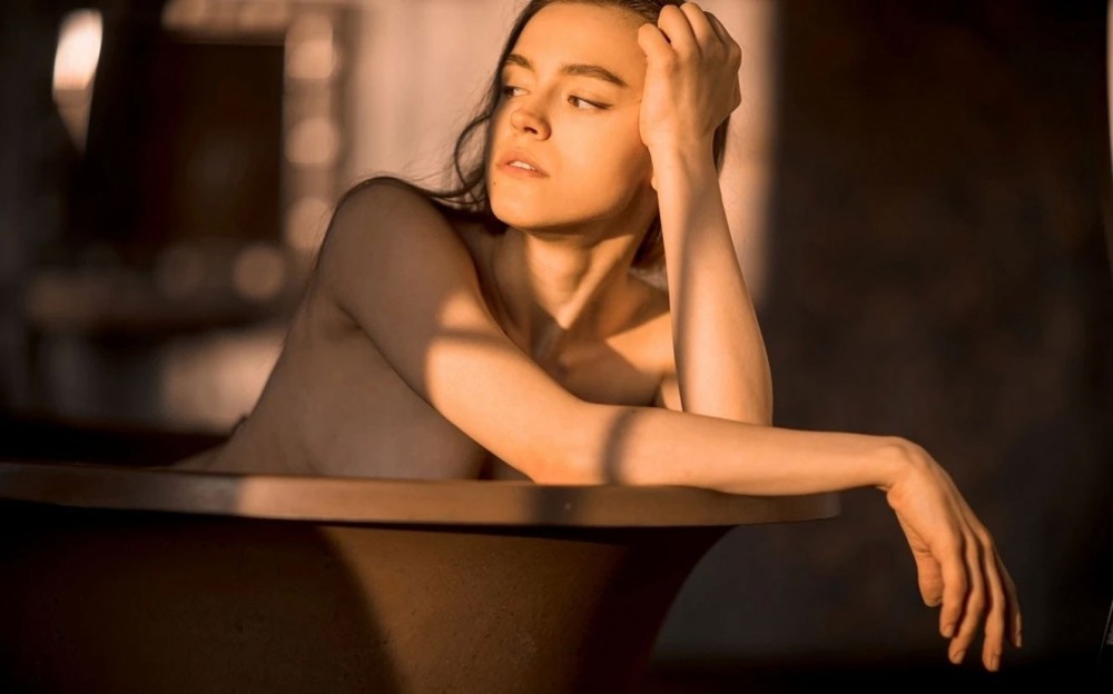 Лера Коваленко ню