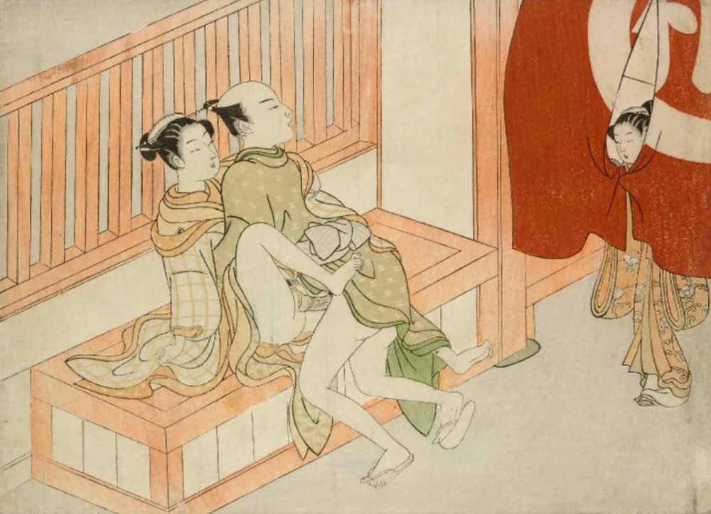 Сюнга писает в горшочек