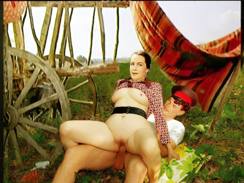 Голая Наталья Варлей Кавказская пленница