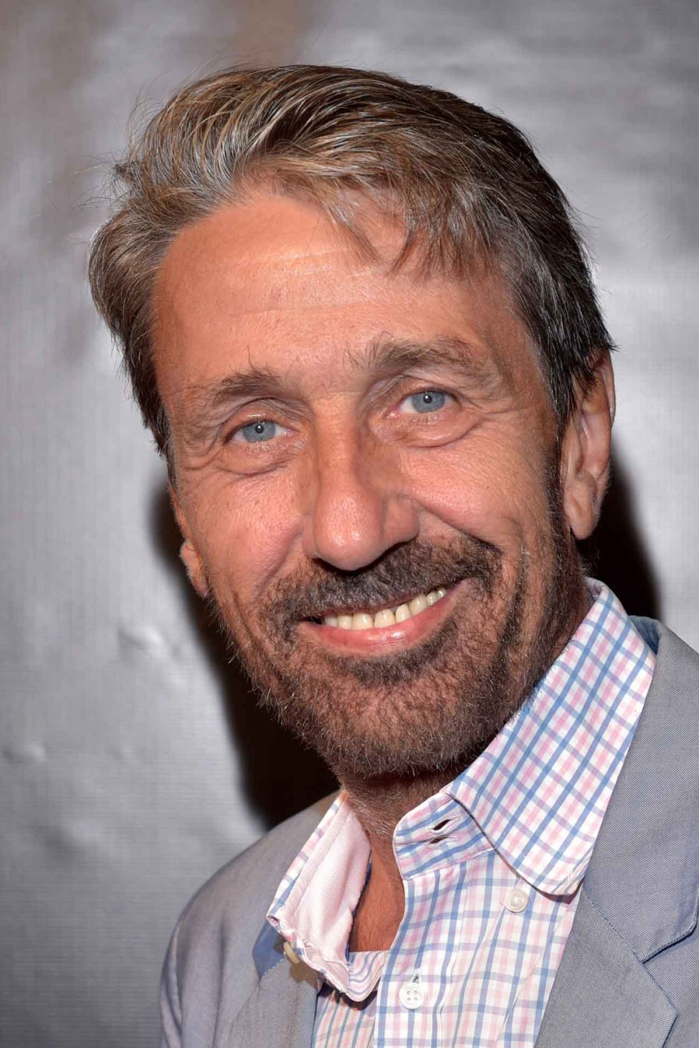 Steve holmes актер