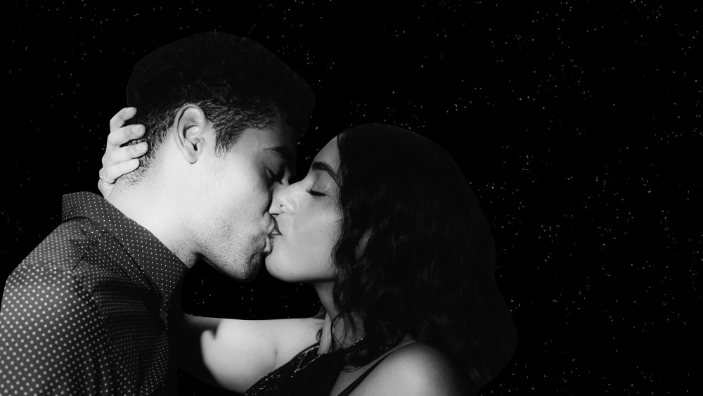 Нежный поцелуй