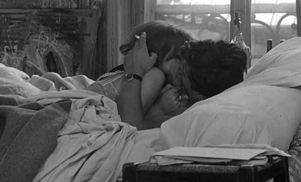 Страстный поцелуй перед сном