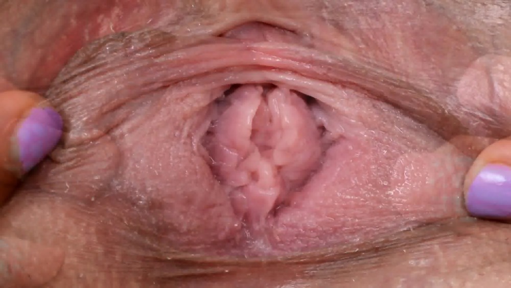 Giant Vagina Video