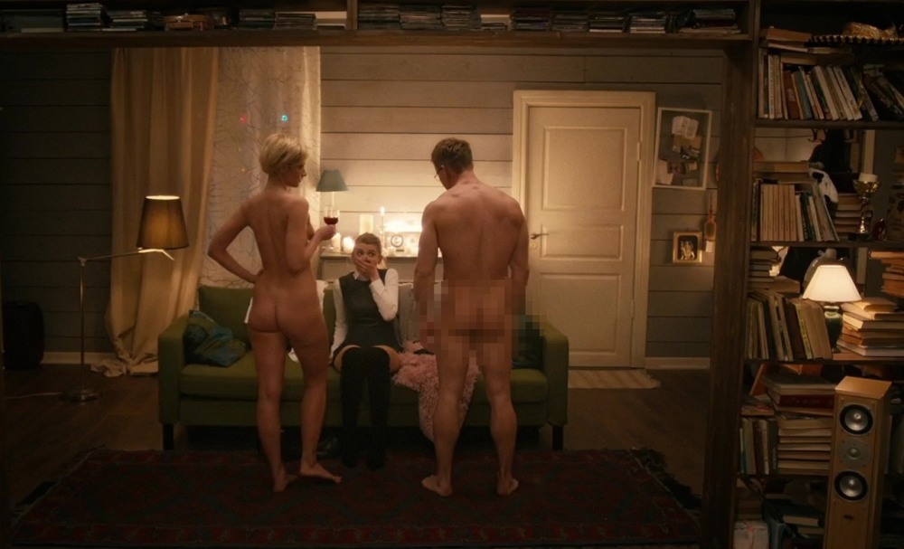 Полина Максимова голая в кино