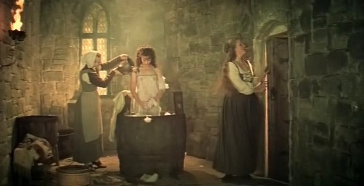 Голая Галина Беляева (18 фото)